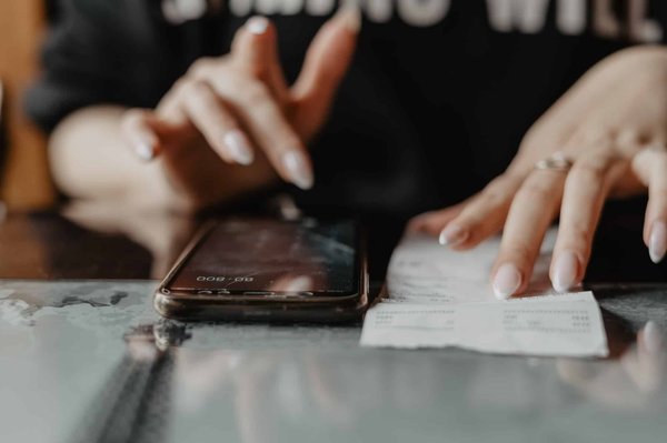 Comment faire des économies considérables sur les factures de téléphone?